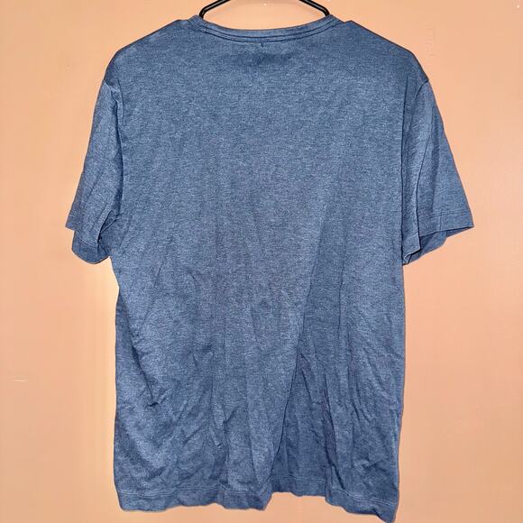 Banana Republic Men's Luxury Touch Performance Tee T-Shirt Navy - Size Large - Picture 3 of 8
